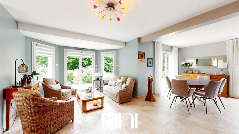 Maison - 190 m² - 5 pièces