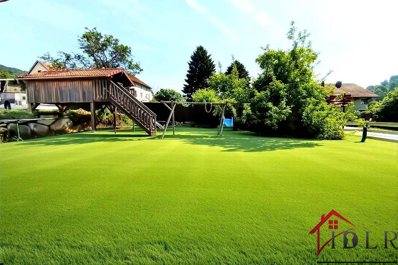 Fonds de commerce - Local commercial - 270 m²