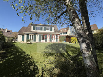 Maison - 140 m² - 2 pièces