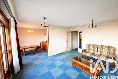 Appartement - 90 m² - 5 pièces