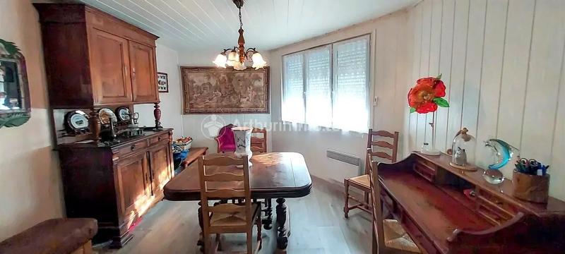 Immeuble - 300 m² - 9 pièces