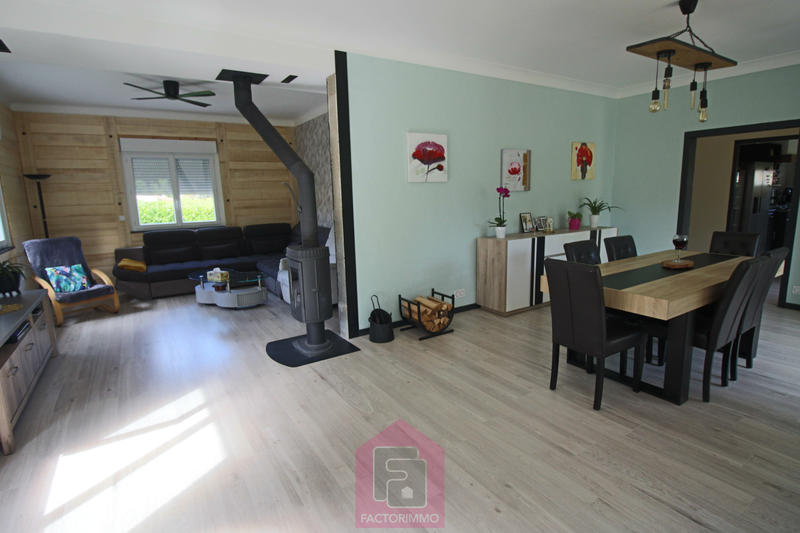 Maison - 190 m² - 8 pièces