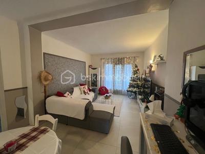 Appartement - 87 m² - 4 pièces