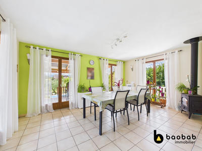 Maison - 105 m² - 5 pièces