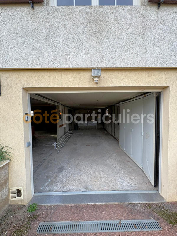 Maison - 93 m² - 5 pièces