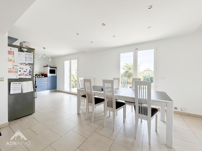 Maison - 153 m² - 5 pièces