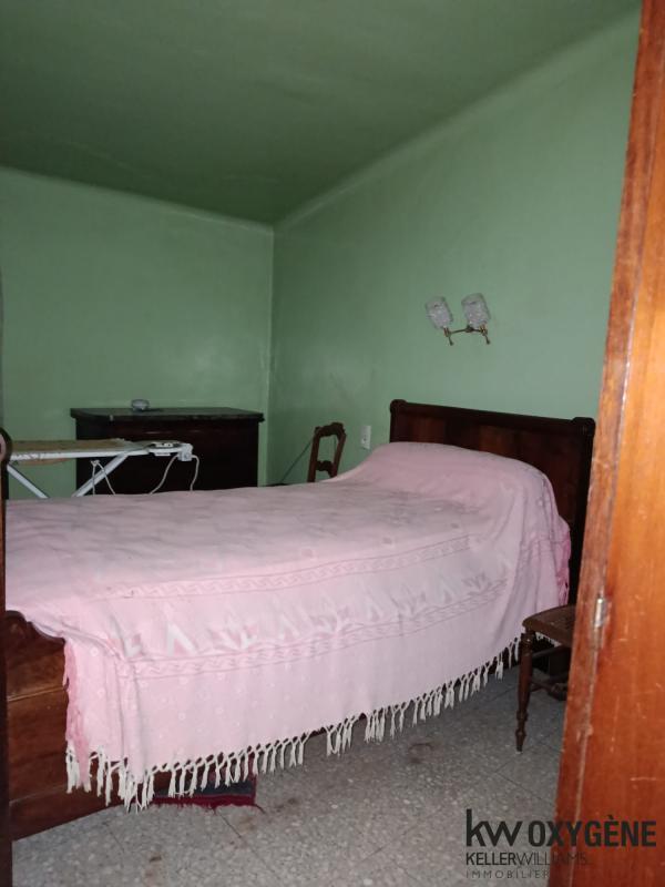 Maison ancienne - 375 m² - 7 pièces