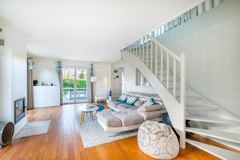 Maison - 133 m² - 6 pièces