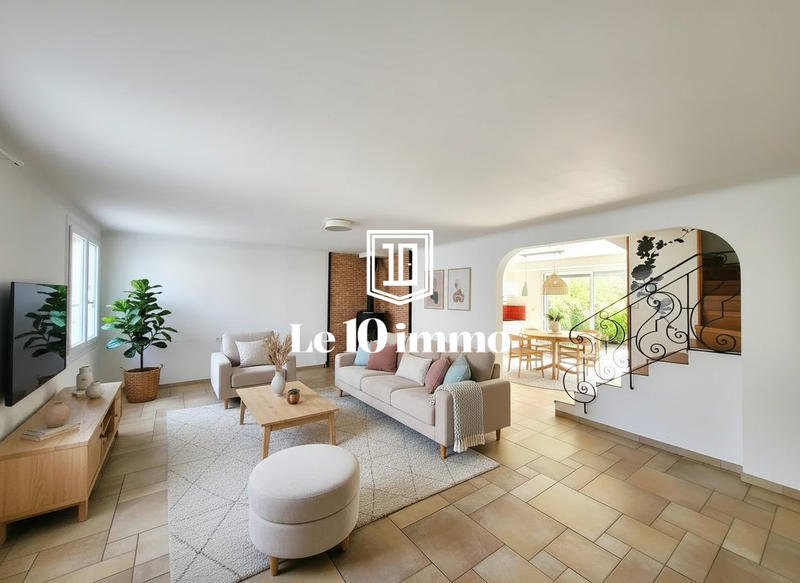 Maison - 171 m² - 8 pièces