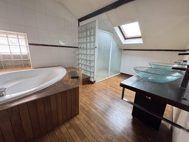 Villa - 164 m² - 5 pièces