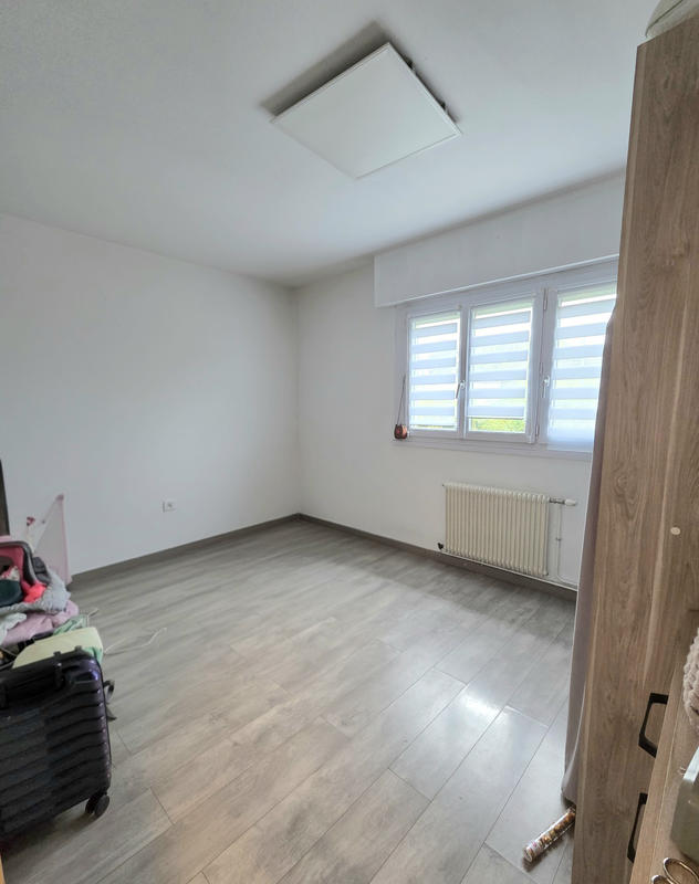 Maison - 93 m² - 6 pièces