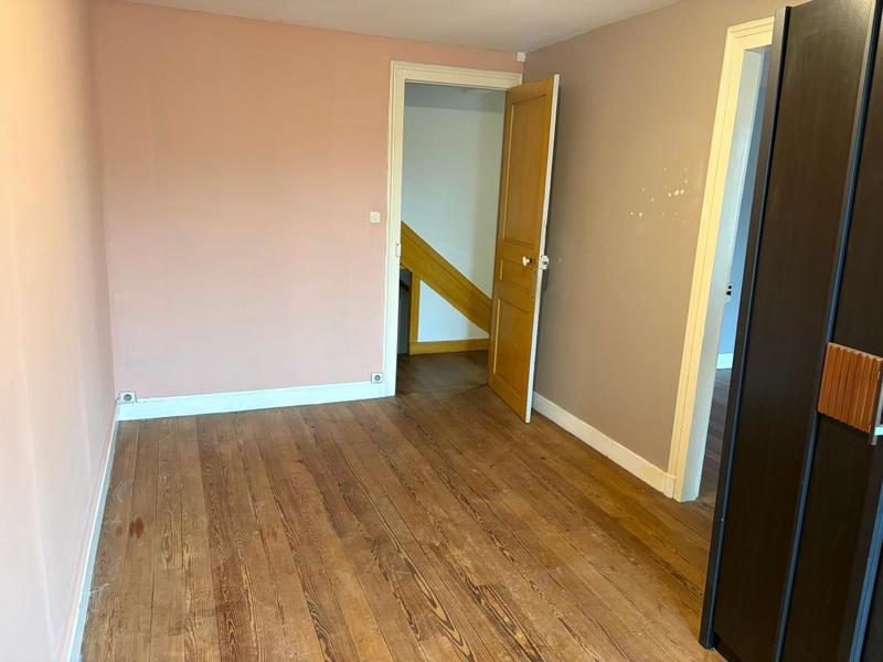 Maison - 99 m² - 5 pièces