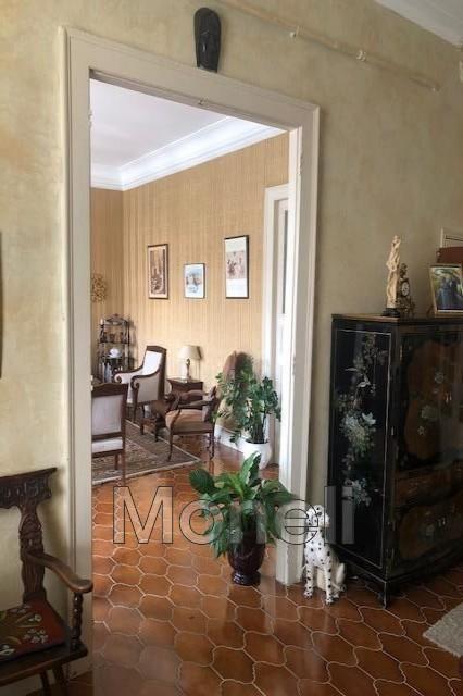 Appartement - 180 m² - 7 pièces