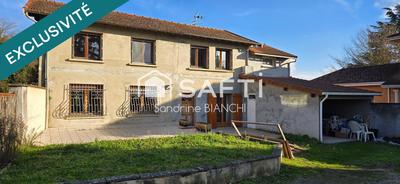 Maison - 192 m² - 6 pièces