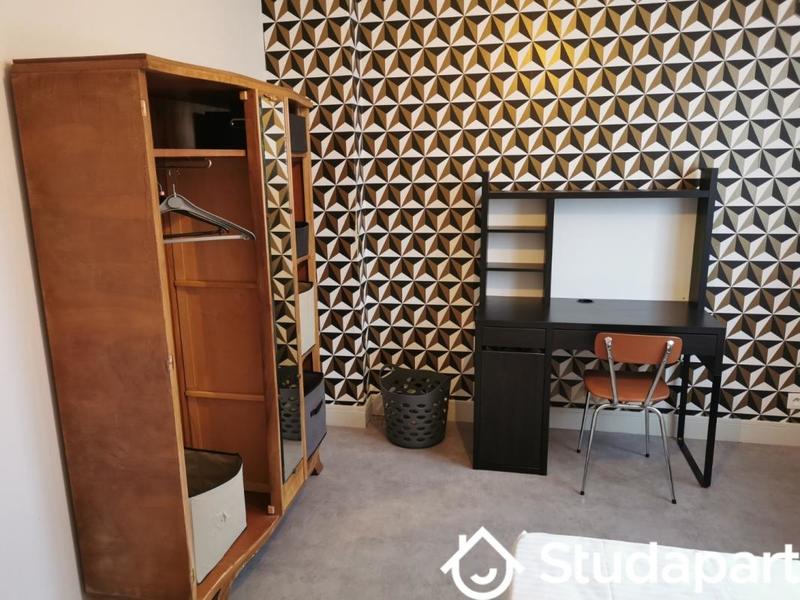 Chambre - 11 m² - 1 pièce