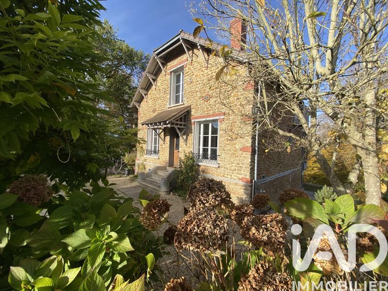 Maison - 140 m² - 7 pièces