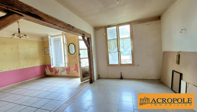 Maison - 95 m² - 5 pièces