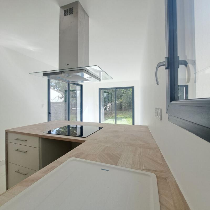 Maison - 95 m² - 4 pièces