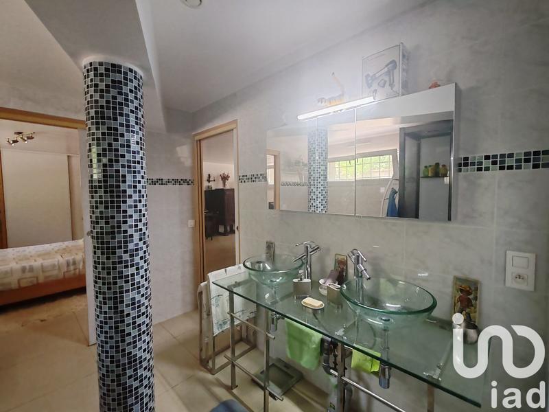 Maison - 290 m² - 8 pièces