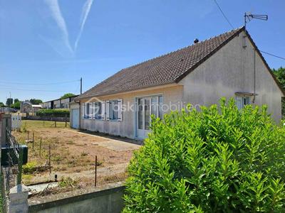 Maison - 93 m² - 5 pièces