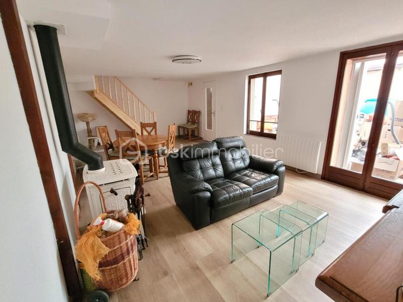 Maison - 96 m² - 4 pièces