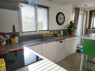 Maison - 111 m² - 5 pièces