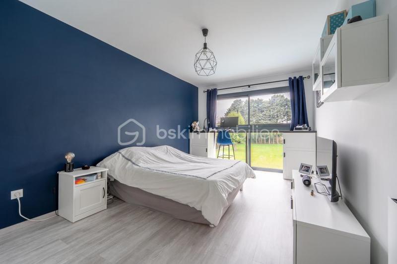 Maison - 293 m² - 8 pièces