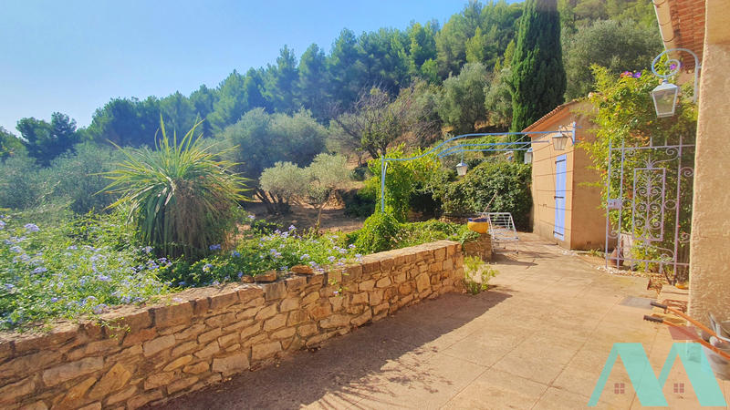 Maison - 198 m² - 7 pièces