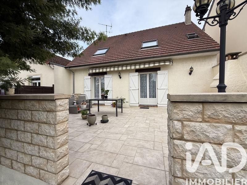 Maison - 115 m² - 5 pièces