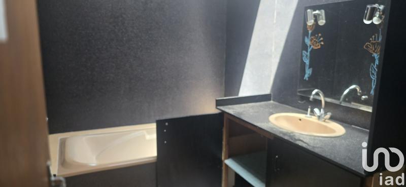 Maison - 323 m² - 8 pièces