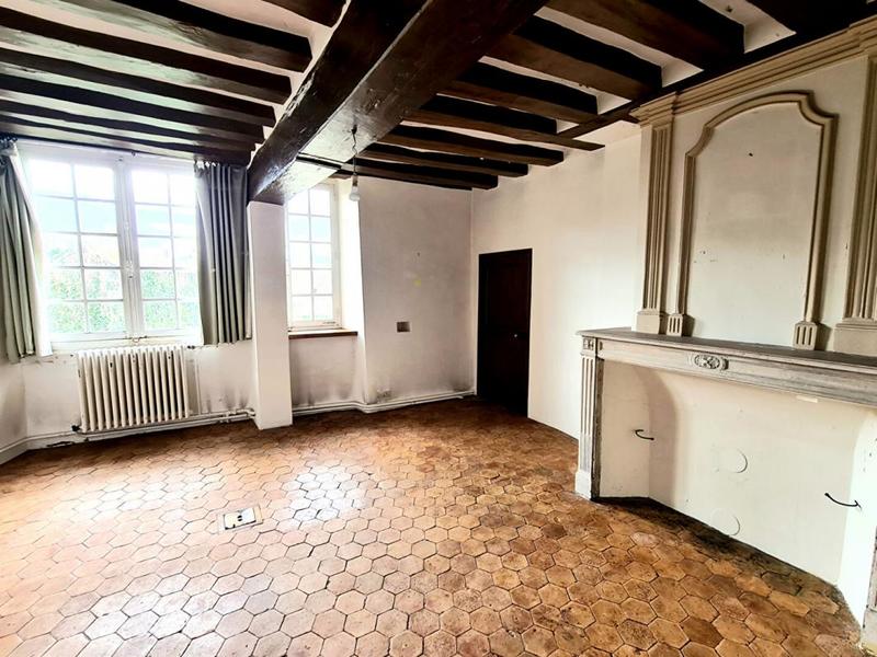 Maison - 420 m² - 12 pièces