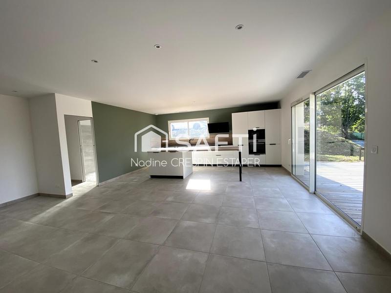 Maison - 111 m² - 4 pièces