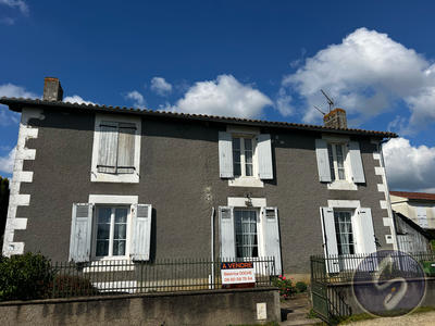 Maison - 111 m² - 5 pièces