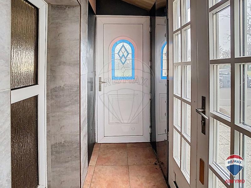 Maison - 213 m² - 12 pièces