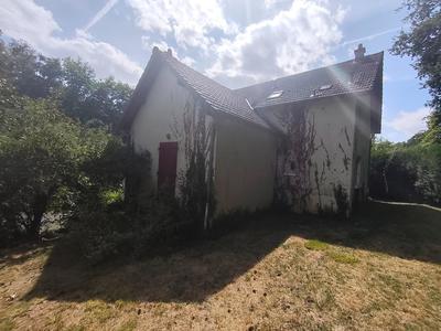 Maison - 99 m² - 6 pièces