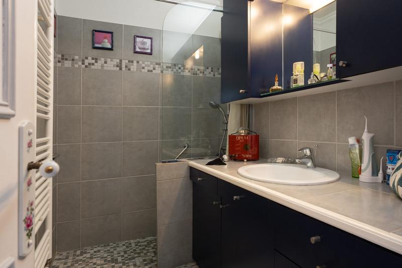 Appartement - 84 m² - 4 pièces