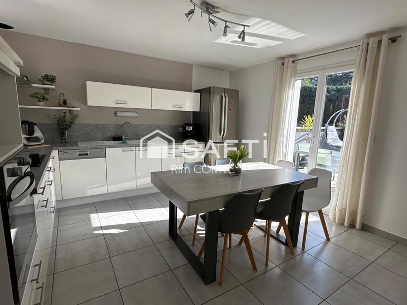 Maison - 130 m² - 5 pièces