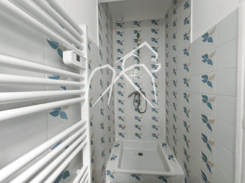 Appartement ancien - 111 m² - 4 pièces