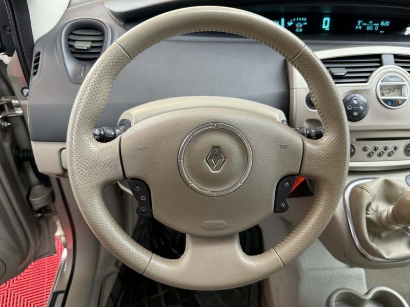 Renault Scénic II 1.9 DCi 130 Cv. 5 Places