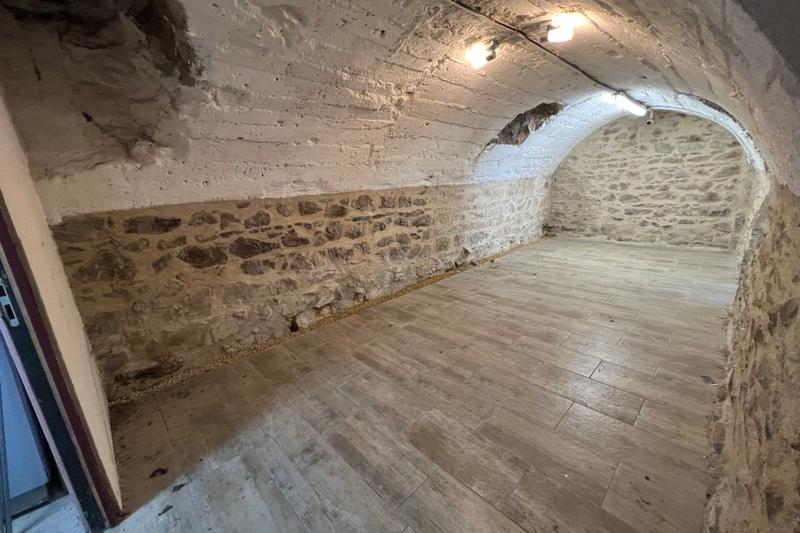 Local commercial - 93 m²