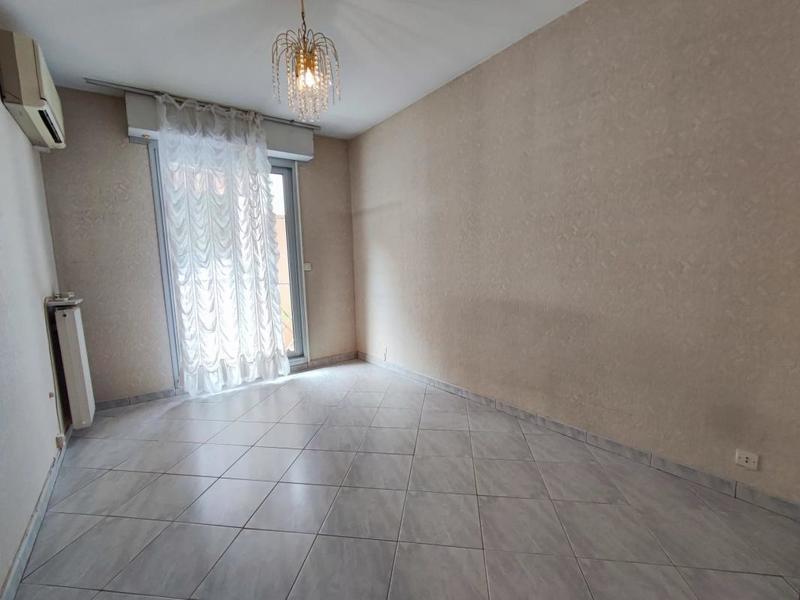 Appartement - 77 m² - 3 pièces