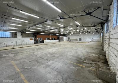 Local d'activité / Entrepôt - 655 m²
