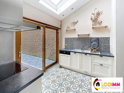 Maison - 170 m² - 9 pièces