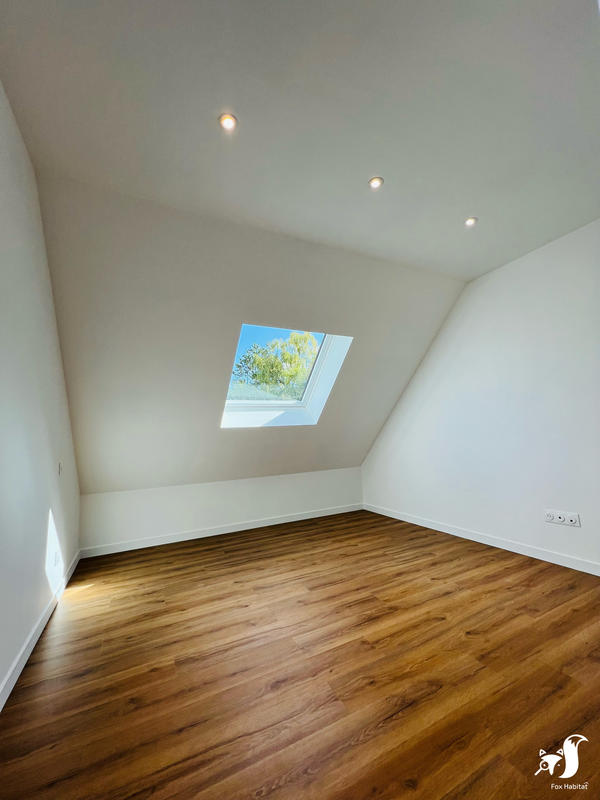 Maison - 137 m² - 6 pièces