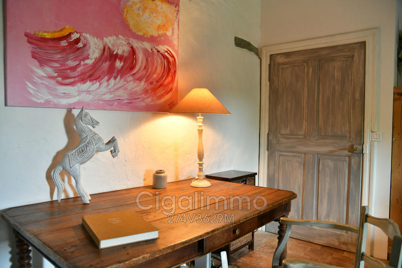 Maison en pierre - 230 m² - 7 pièces