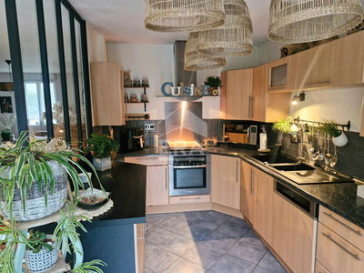 Maison - 115 m² - 6 pièces