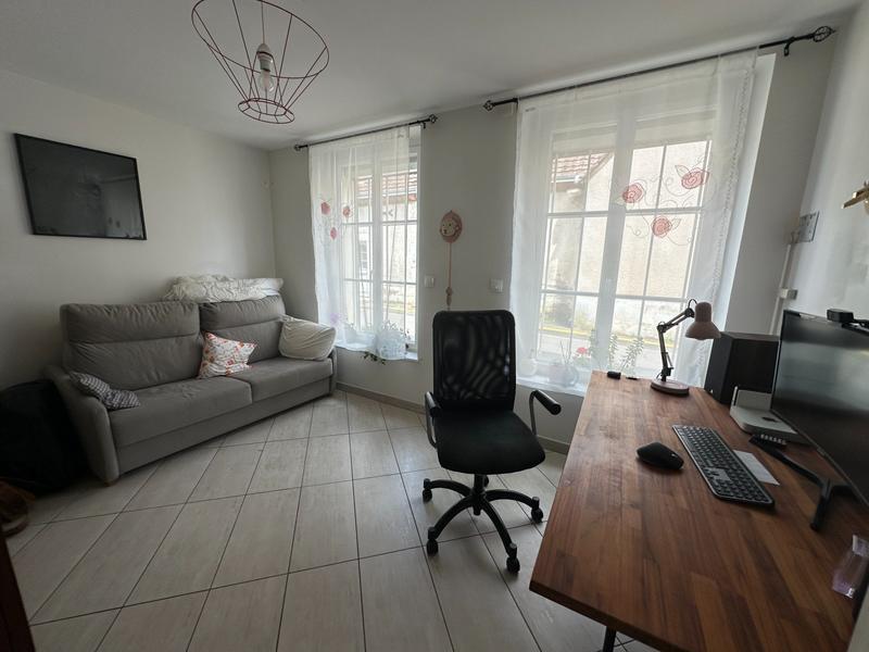 Maison - 210 m² - 6 pièces