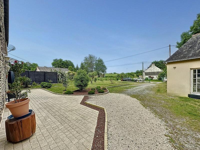 Maison - 149 m² - 8 pièces