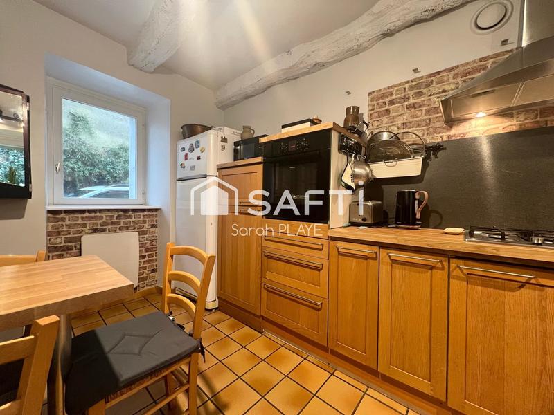 Maison - 194 m² - 9 pièces