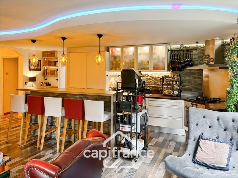 Appartement - 81 m² - 4 pièces